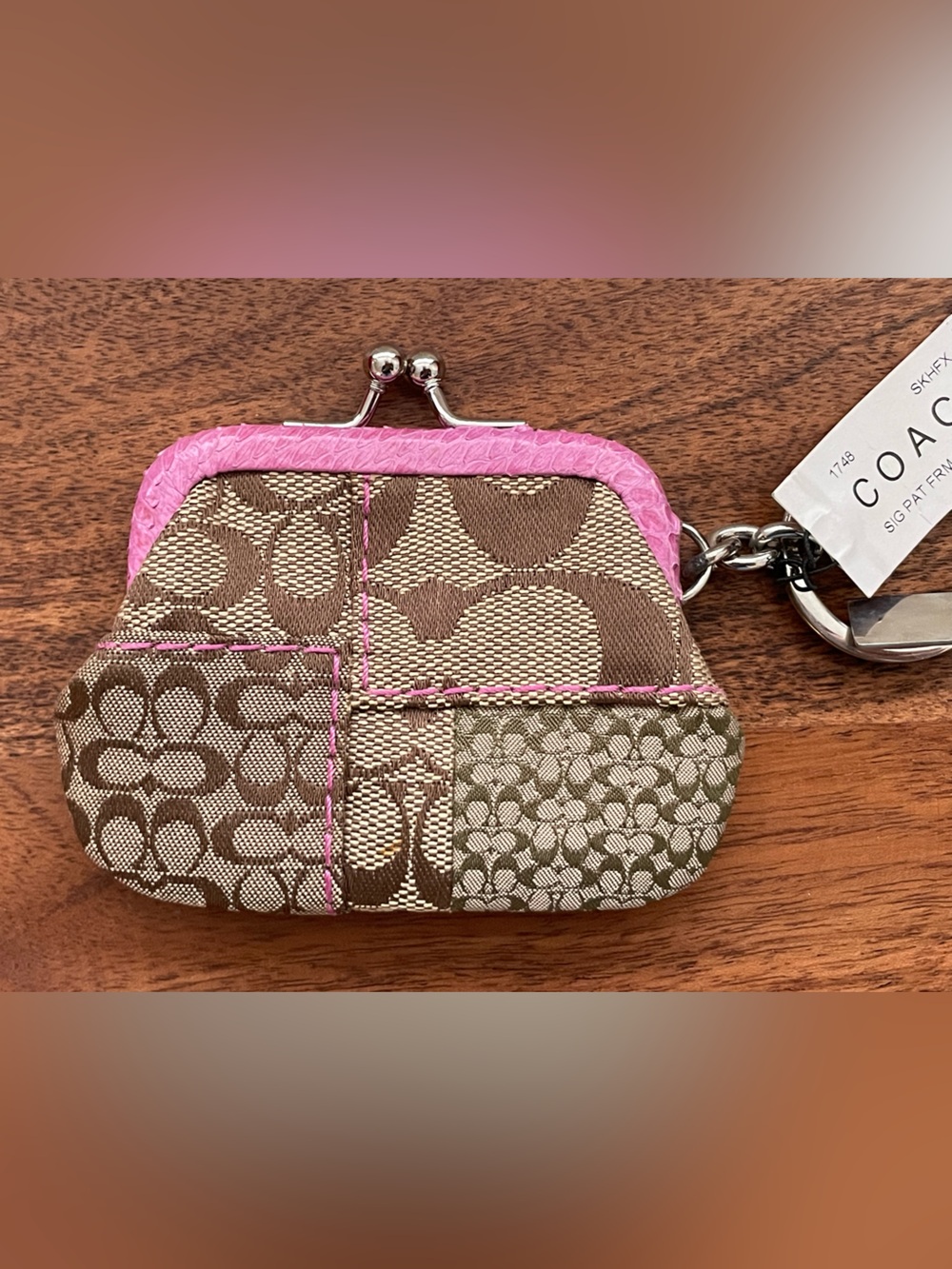 COACH Tan Signature Patchwork Kisslock Coin Purse - Picture 4 of 5